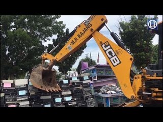 99,709 komputer judi dalam talian dirampas