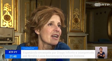 "Carmen" é encenado por Diogo Infante e interpretado por Natália Luiza