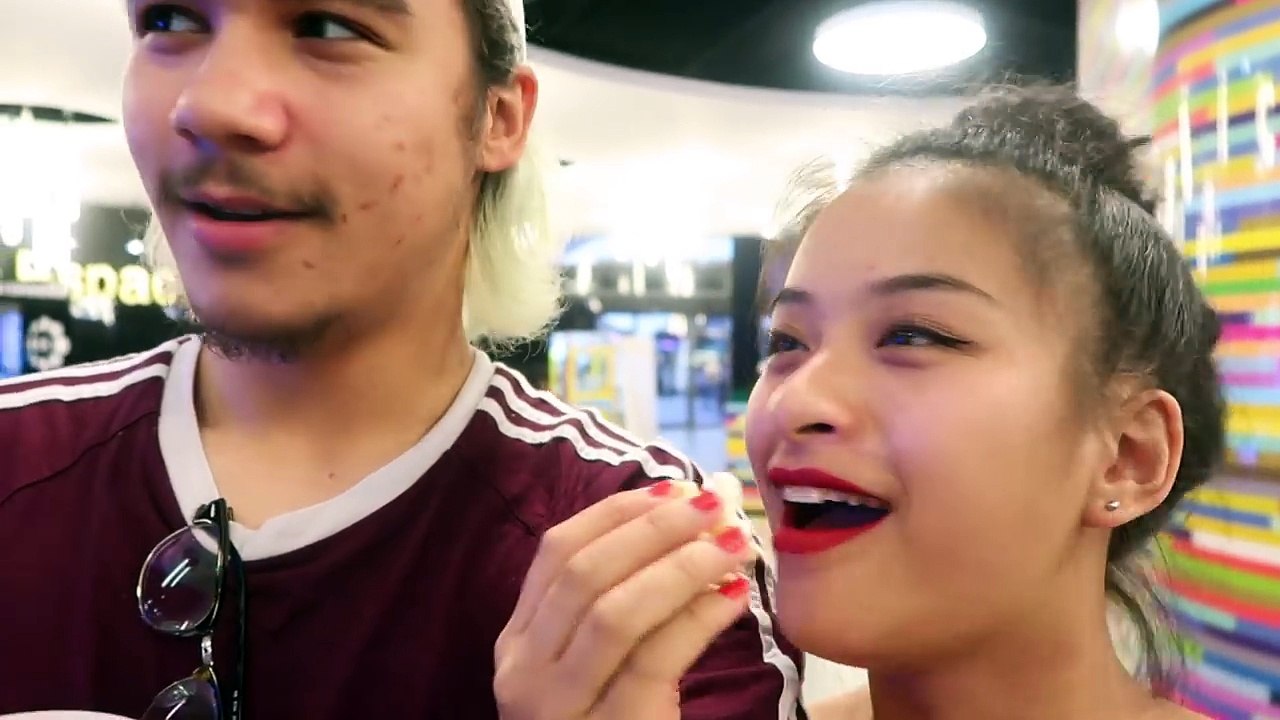 CADEAU D'ANNIV, PEACOCK FESTIVAL, BOOHOO x PARIS HILTON