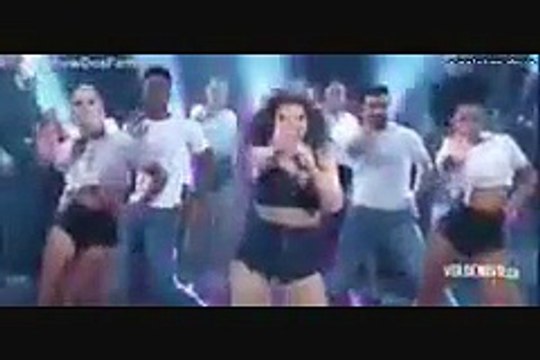 Naiara Azevedo homenageia Anitta no Show dos Famosos Premio Multishow 2016