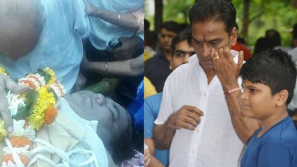 Taarak Mehta शो के Dr Hathi के अंतिम दर्शन में रो पड़े इंस्पेक्टर Chalu Pandey | FilmiBeat