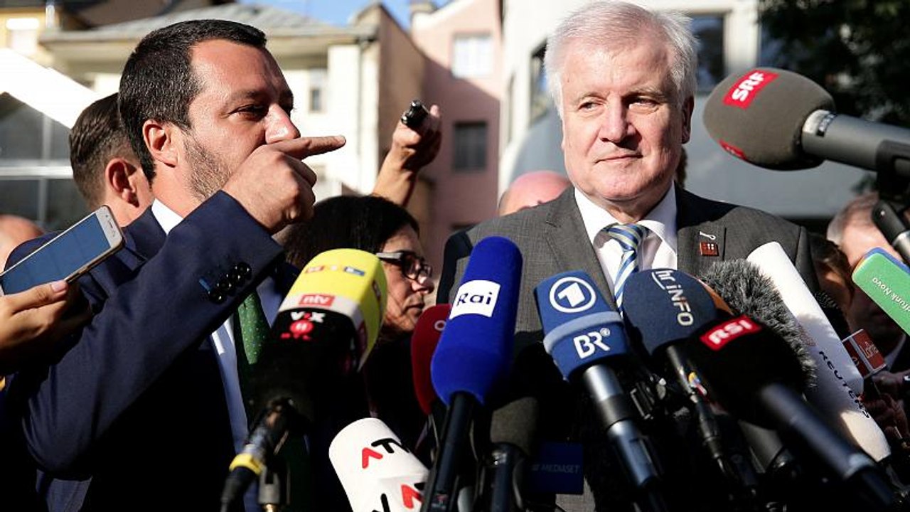 Rückführungen: Seehofer will Abkommen mit Italien