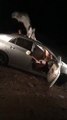 فيديو حادث غريب بين سيارة سعوديين وجمل وهذا هوا مصيرهما