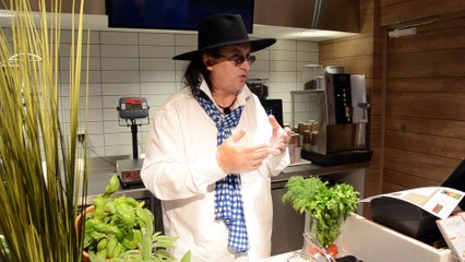 Pourquoi Marc Veyrat devient partenaire des grandes entreprises de restauration sur l'autoroute ?