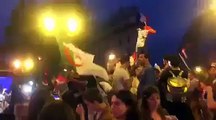 Des algériens se font agresser pour avoir sorti leur drapeau