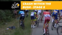 Chute dans le peloton / Crash within the bush - Étape 5 / Stage 5 - Tour de France 2018