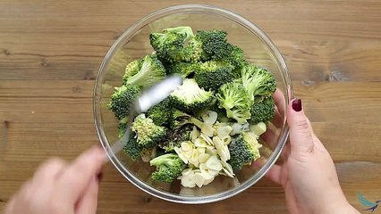 The Best Garlic Roasted Broccoli