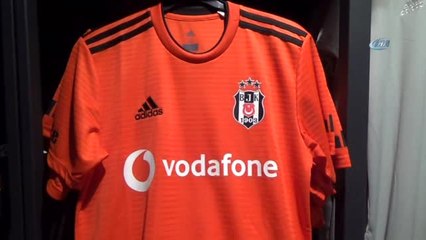 Hatay'da Beşiktaş Formalarına İlgi Büyük