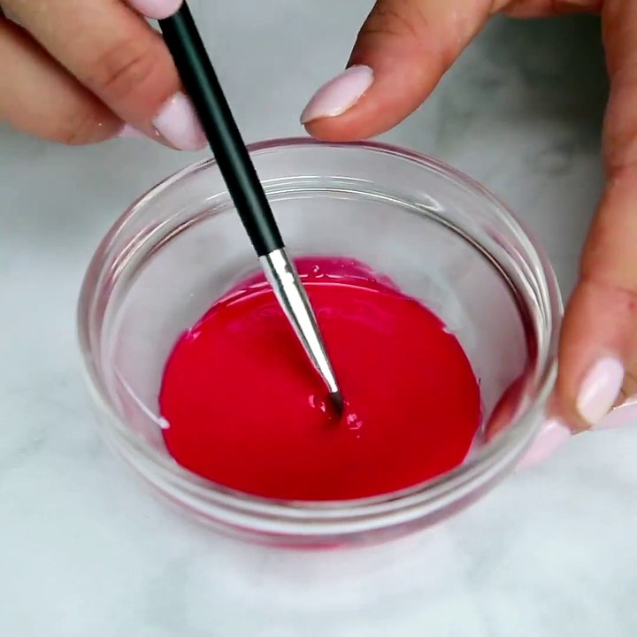 The Look - 6 ultimate lipstick hacks every girl has to know! 