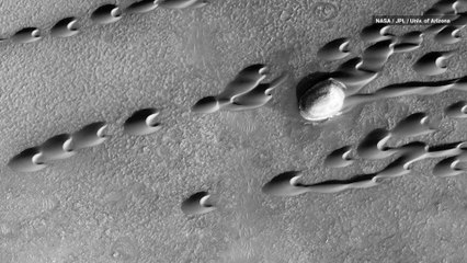 Scientists Discover Hundreds of ‘Ghost Dunes’ on Mars