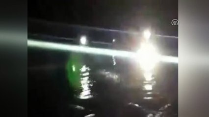 Irmakta mahsur kalan aile itfaiye ekiplerince kurtarıldı - ZONGULDAK