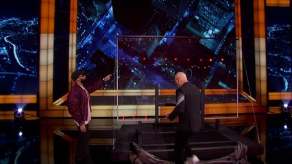 Eric Jones_ Magician Shocks Judges With Unbelievable Card Trick - America's Got Talent 2017 ( 720 X 1280 )