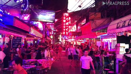 Thais Supporting England In World Cup