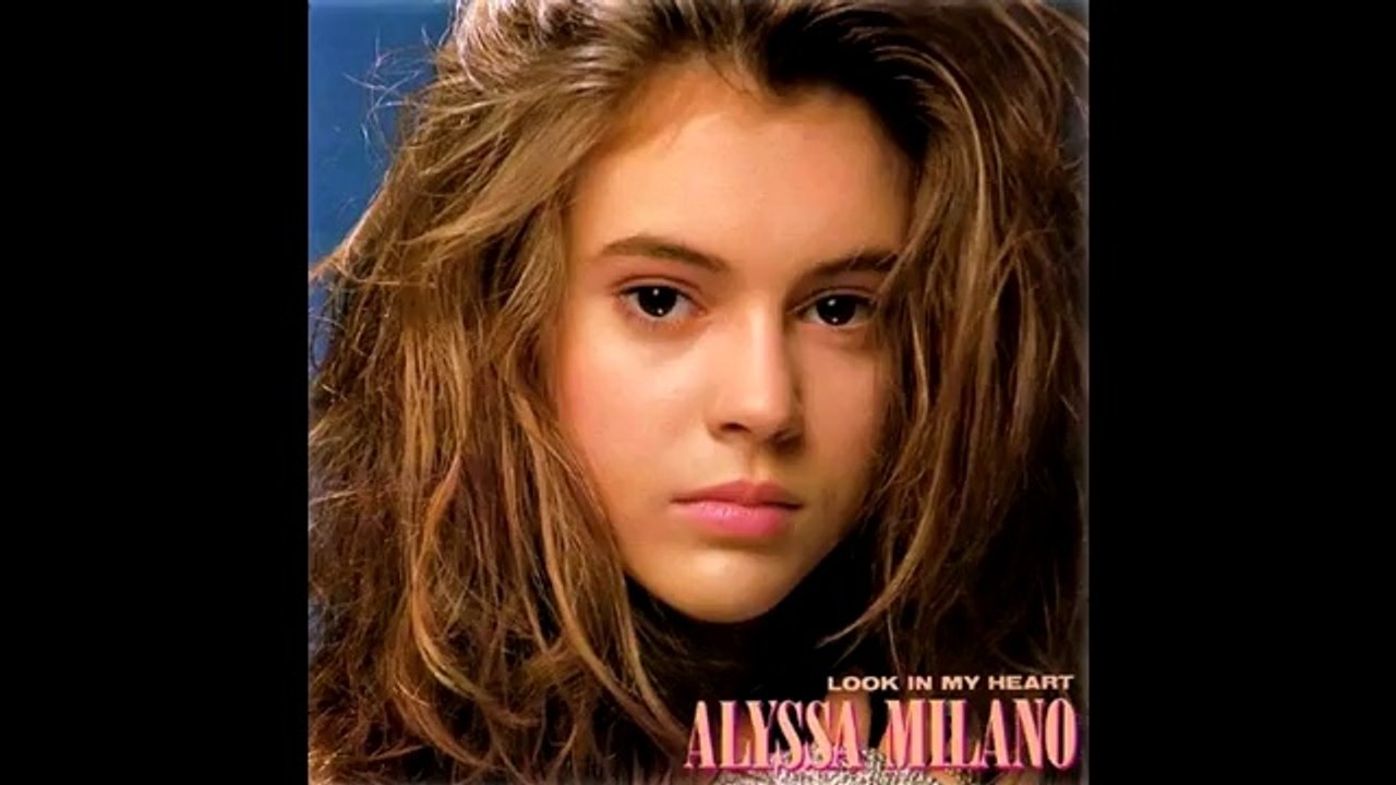 Clip Officiel Alyssa Milano Souvenir souvenir (14)