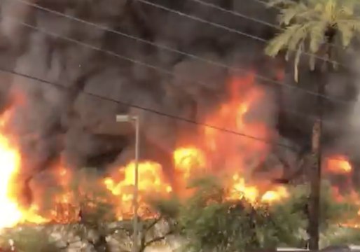 Large Blaze Engulfs Phoenix Grocery Store