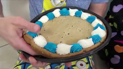 Crying Baby Bad Baby Giant Donut Cupcake & Cookie Challenge Toy Freaks Family World