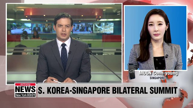 Moon holds bilateral summit with Singapore PM Lee, holds joint press conference