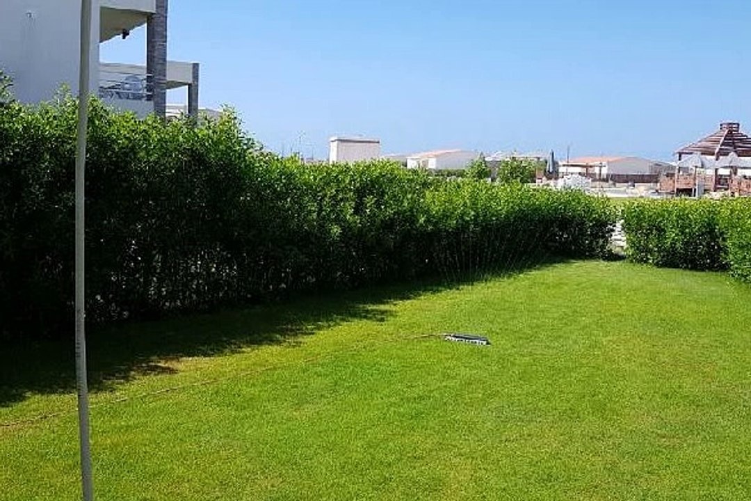 للبيع ريسال فيلا مستقلة فى أمواج الساحل الشمالي