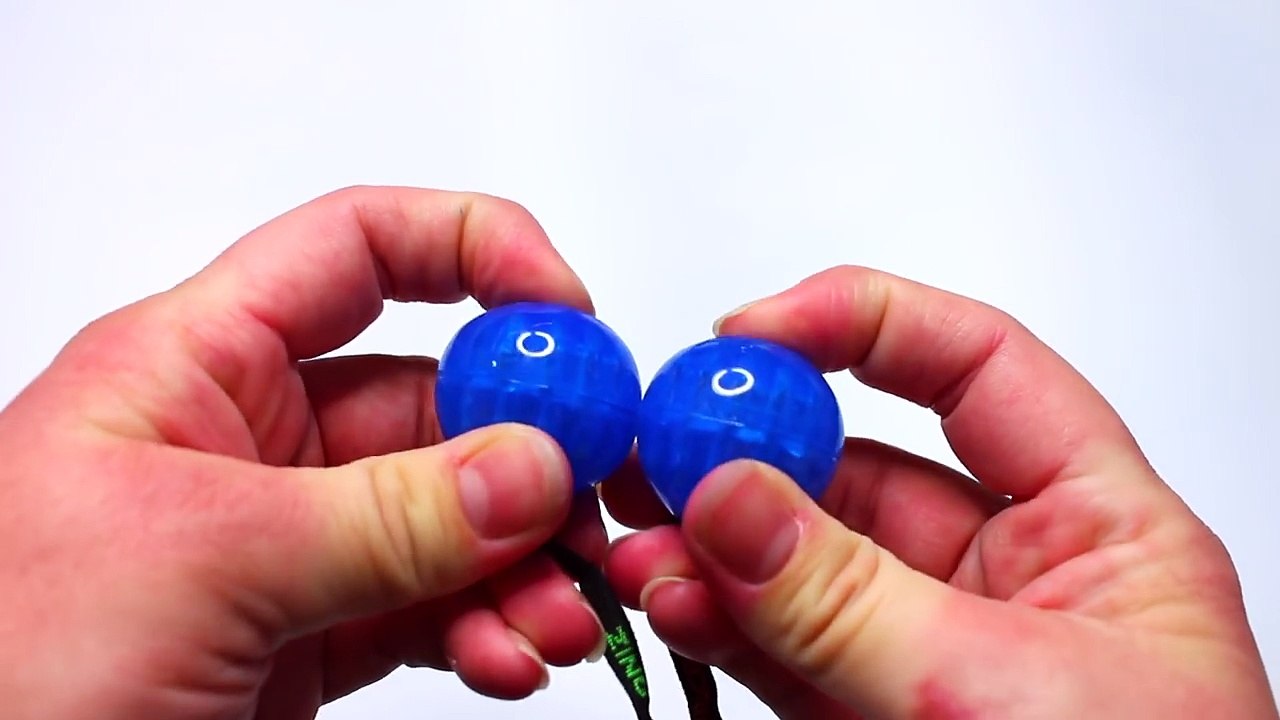 Thumb chucks , le jouet qui fait tourner la tête┃Reva ytb