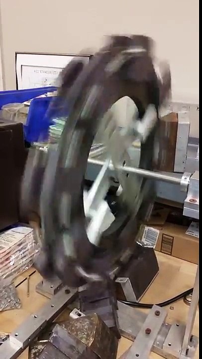 Energy Free Motor  with  Permanent Magnet & earth magnets Big Fidget Spinner continuous movement