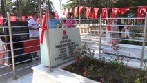 Ömer Halisdemir'in Kabri Türk Bayraklarıyla Donatıldı