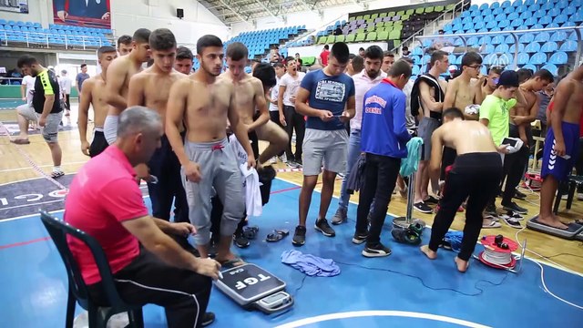 Kırkpınar'a ilk gün 630 pehlivan başvurdu - EDİRNE