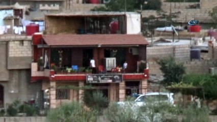 Kamışlı’da Öcalan posterleri indirildi