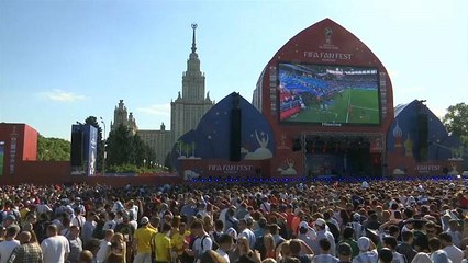 Скачать видео: التحرش الجنسي خارج الملاعب يلقي بظلاله على مونديال روسيا