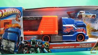 Hot Wheels Super Crash Transporter! Toy. The set includes one metal model car