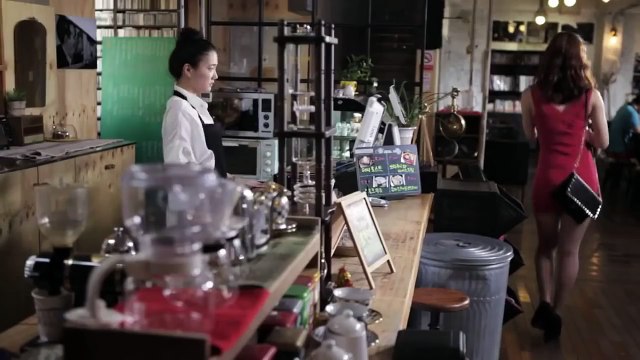 Koreli kızlar erkekler gibi sevmez temalı reklam filmi