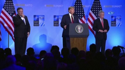 - Trump NATO Toplantısında Bağırdı: 'Göçmenler Avrupa’yı Ele Geçirdi'- 'NATO Olmak, Yalnız Olmaktan Daha İyidir'- 'ABD Avrupa’ya, Avrupalılardan Daha Çok Yardımcı Oluyor'- 'İstikrarlı Bir Dahiyim'