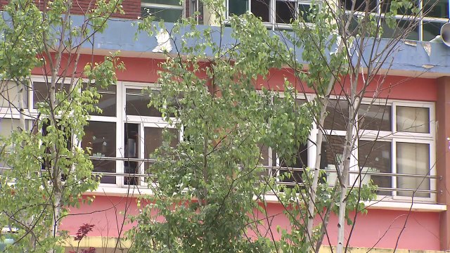 특수학교 교사. 여학생 2명 수년간 성폭행...피해자 또 나와 / YTN