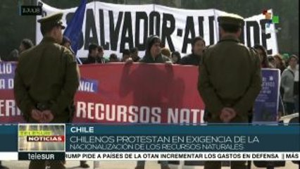 "Sin techo" en Chile exigen nacionalización de recursos para viviendas