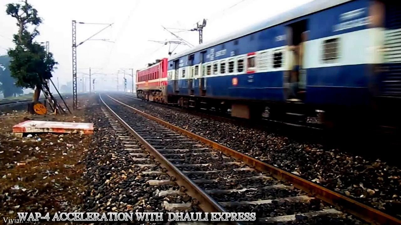 SRC WAP-4 Dhauli + Rupashi Bangla Express - December-2010