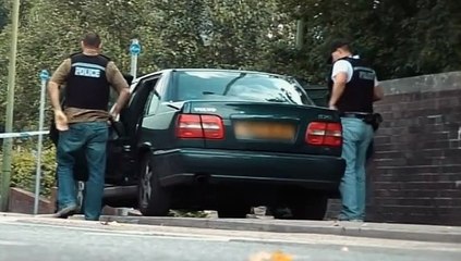 Armed And Deadly Police UK S01E04