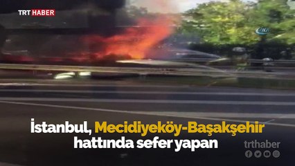İstanbul Bayrampaşa'da İETT otobüsü alev alev yandı