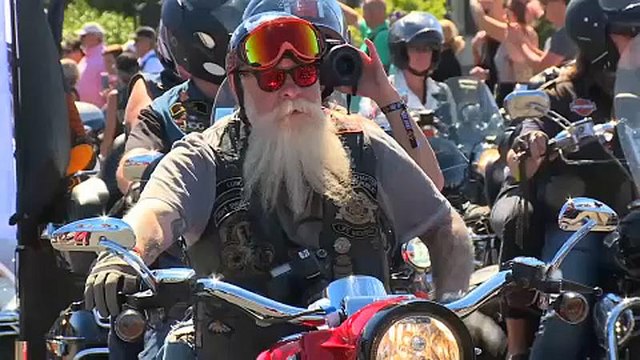 Tens of thousands parade at Prague Harley-Davidson festival