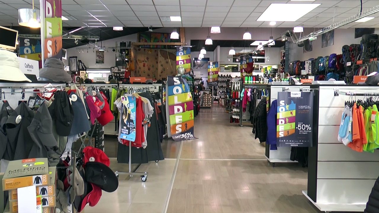 Hautes-Alpes : comment bien choisir et utiliser ses bâtons de randonnée ?