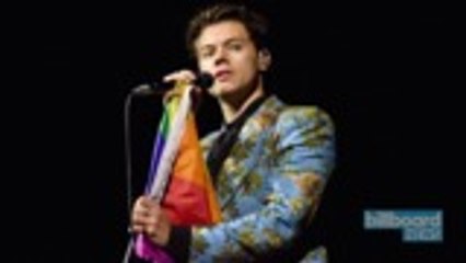Harry Styles Helps Fan Come Out to Her Mother at Concert | Billboard News
