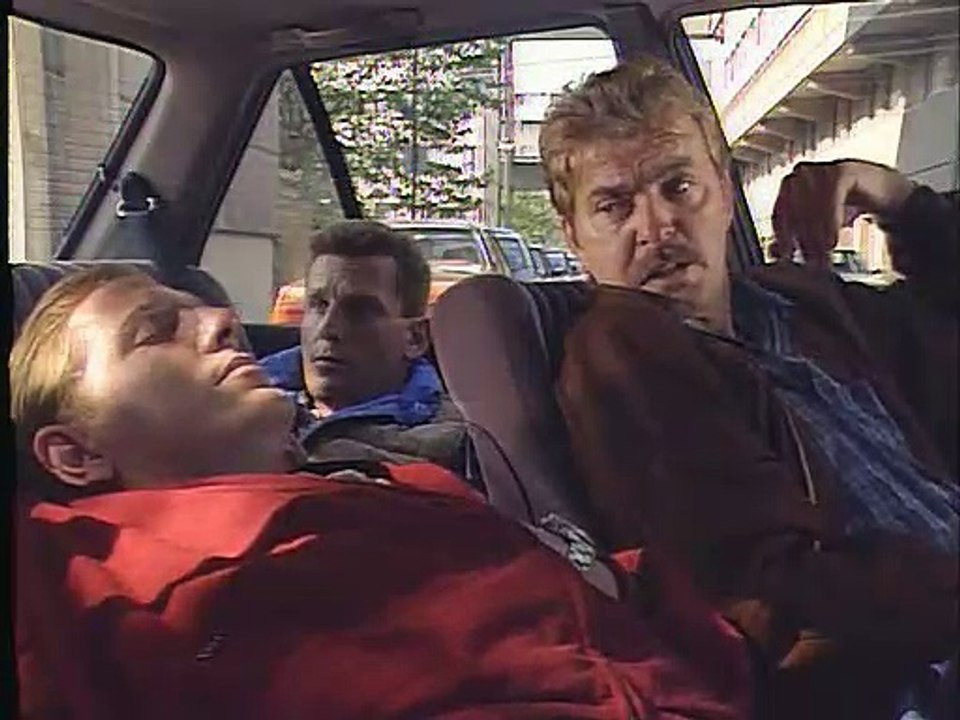 The Bill S04E25 Chasing the Dragon