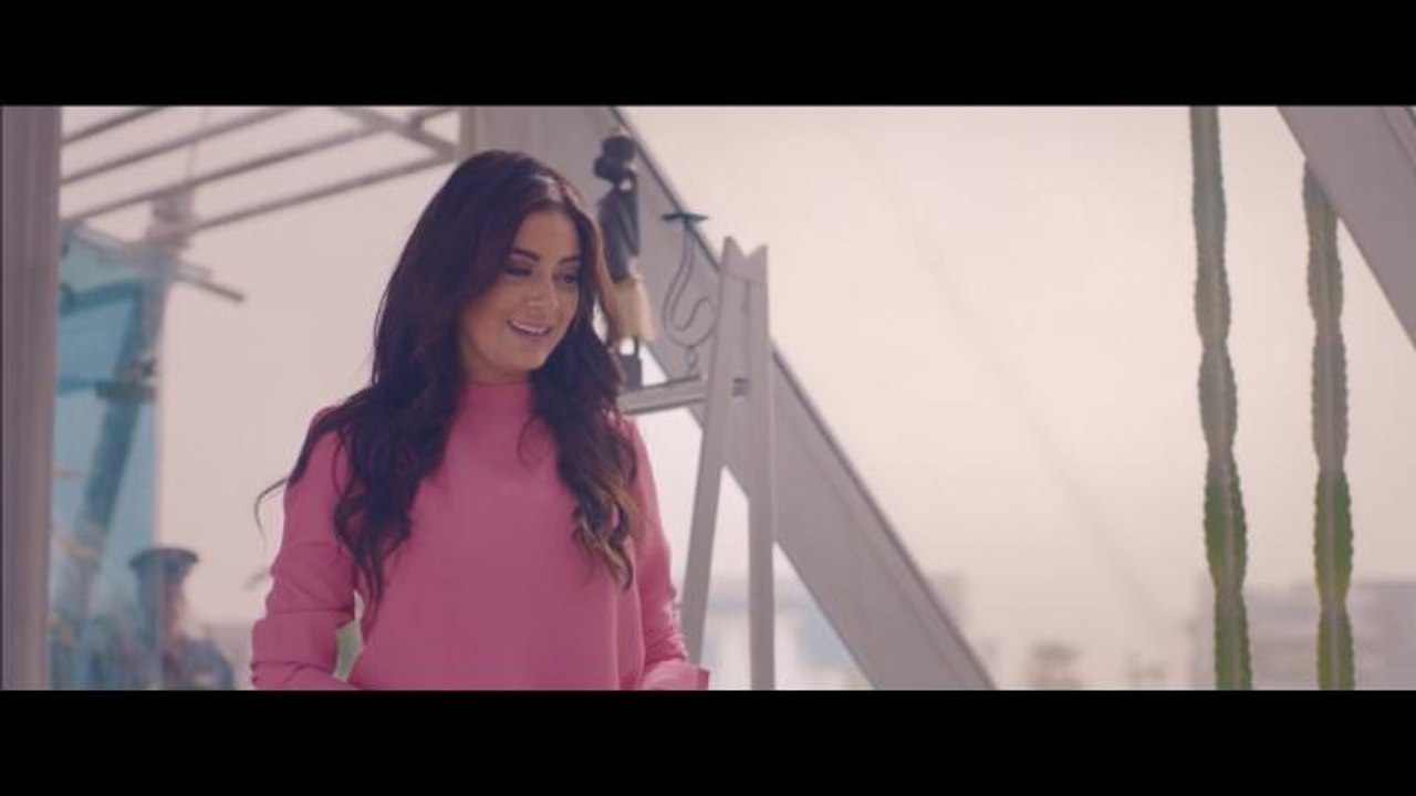 سعادة يعاكس جميلة ويستفز شريف !