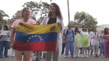 Gremio médico venezolano exige mejoras salariales a Nicolás Maduro