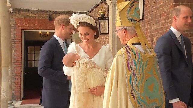 Body Language Experts Analyze the Royal Family at Prince Louis's Christening