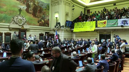 Rejeitado pedido de impeachment de Crivella