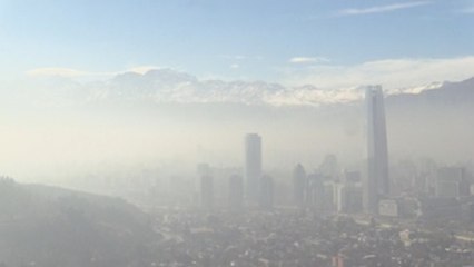 Santiago de Chile hace frente a contaminación más fuerte de los últimos años