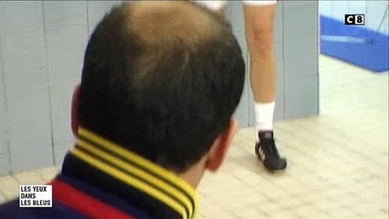 C8 accumule les problèmes techniques et déclenche la colère des téléspectateurs lors de la redif hier "Des yeux dans le Bleus"