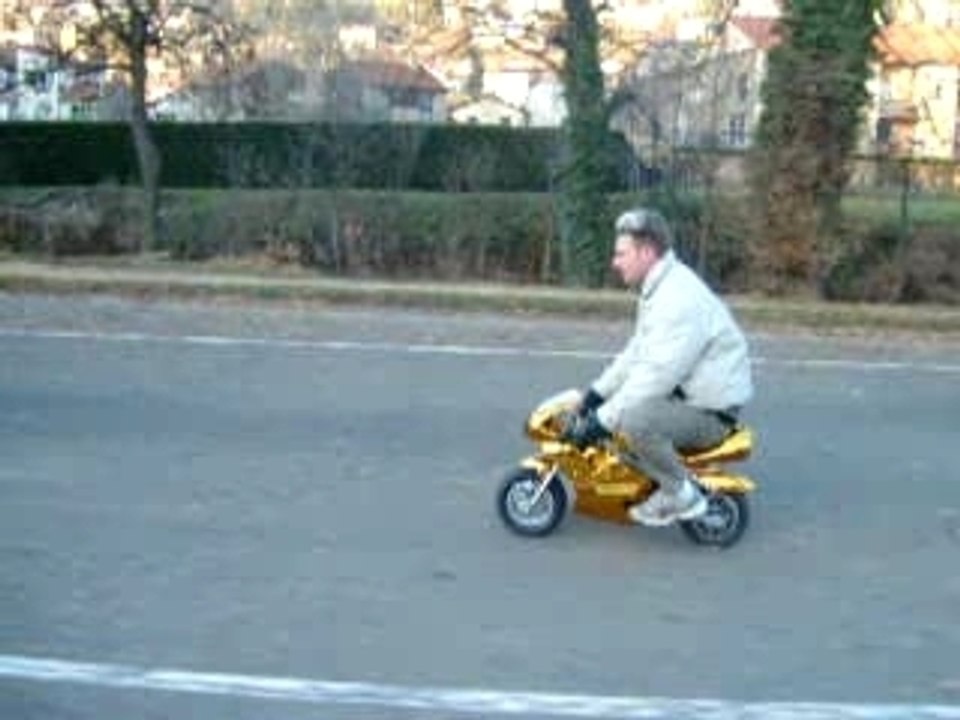 jeremy en pocket bike