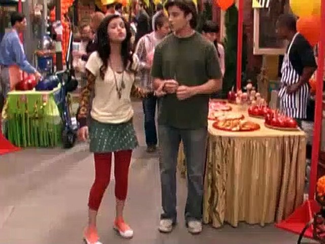 Wizards Of Waverly Place S01E19 - Alex's Spring Fling