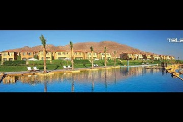 For sale in telal sokhna Luxurious chalet 5th row sea