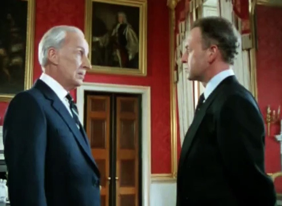 House of Cards (1990) S02 - Ep04 To Play The King -  4 - Part 02 HD Watch
